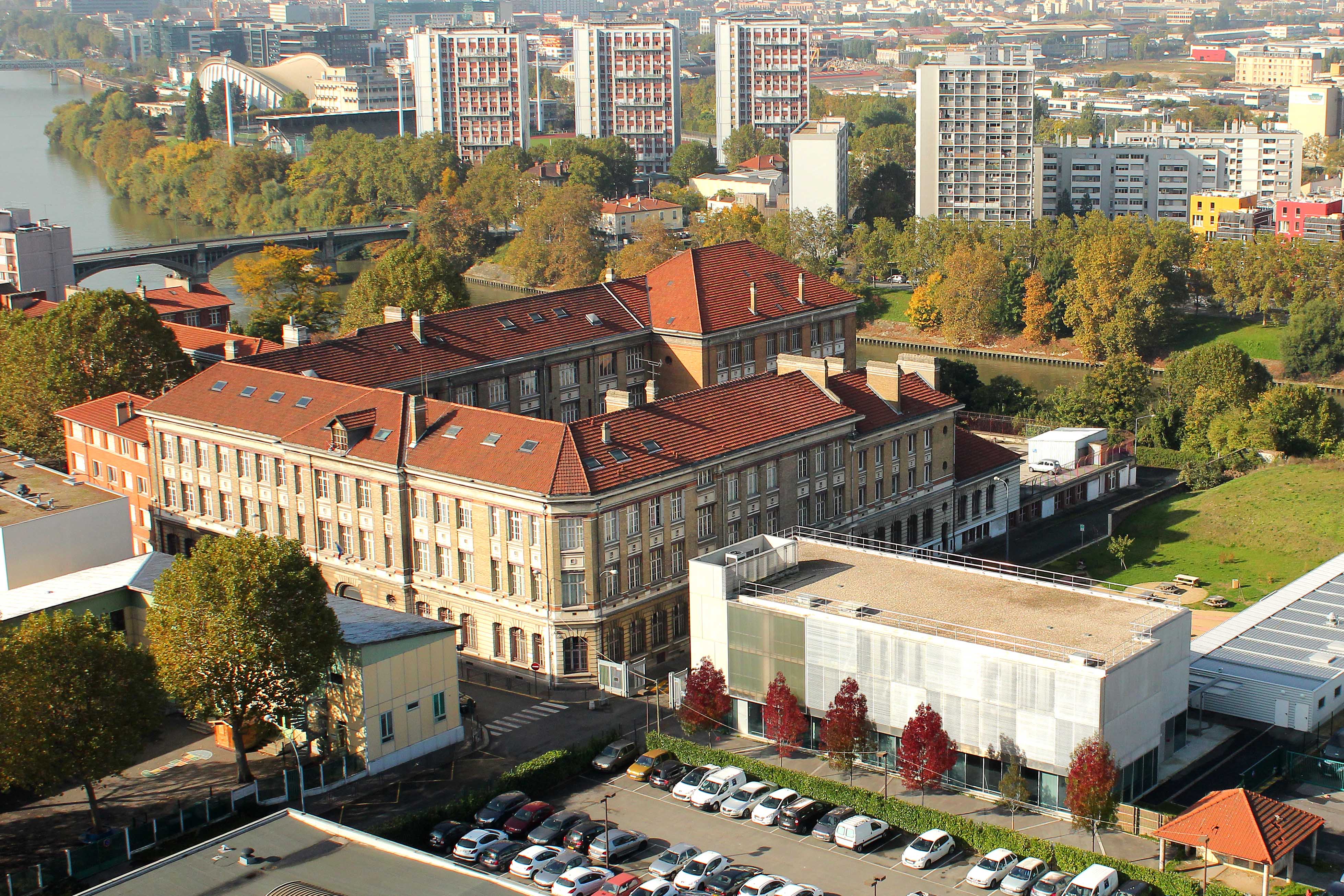 Supméca vue aérienne | Groupe ISAE Supméca vue aérienne | Groupe ISAE
